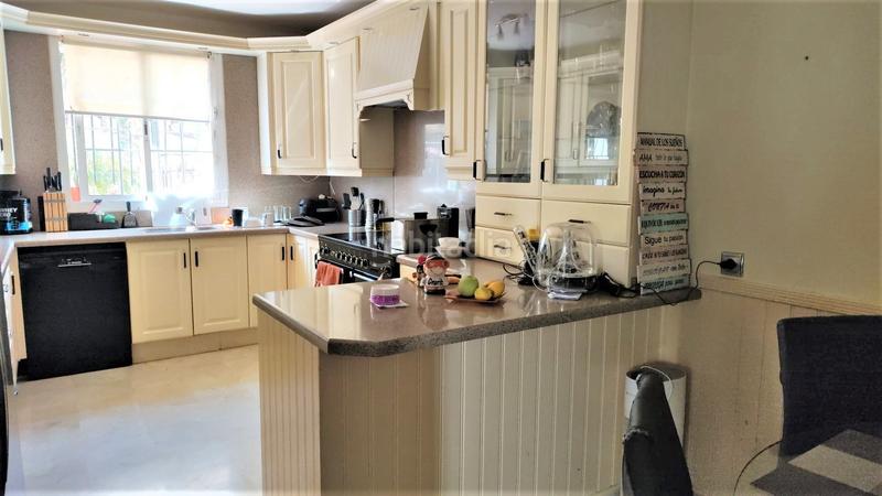 Foto 4351a4ed-652a-466d-bb0c-1c9a9b2d9f12. Semi detached house with pool in Santa María Marbella