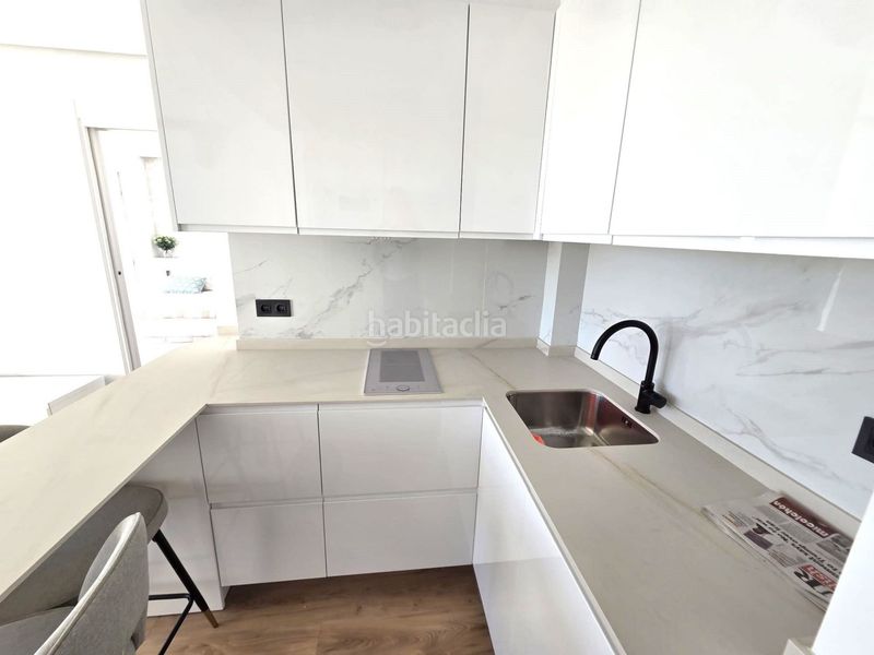 Foto dee3f161-f283-4934-beef-ce3378637830. Apartament amb piscina a Calahonda Mijas