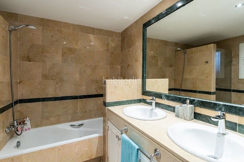 Foto 19046434-c09f-4815-9e4f-54bfb4e5d54b. Apartament amb aparcament piscina a Santa María Marbella
