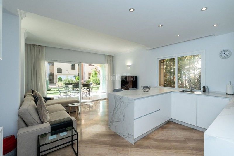 Foto 6a8b029c-1083-4c8b-9f1c-a236eb1f9d3a. Apartament amb aparcament piscina a Santa María Marbella