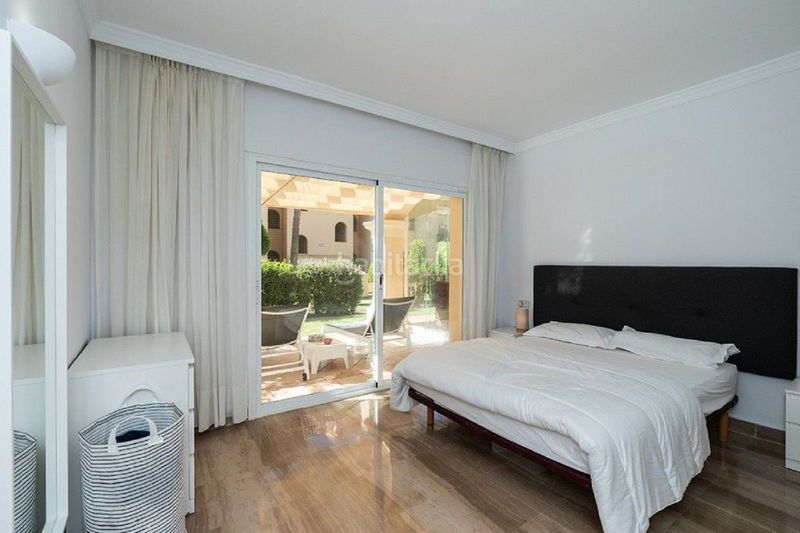 Foto 764fb455-e13f-4b78-b5e8-68c602f3f802. Apartament amb aparcament piscina a Santa María Marbella