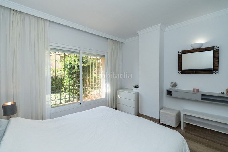 Foto bc655354-993a-4b95-9770-34aa50302dad. Apartament amb aparcament piscina a Santa María Marbella