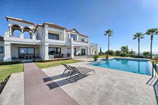 Maison à Benahavís pueblo. Excelente villa en venta en benahavís.
