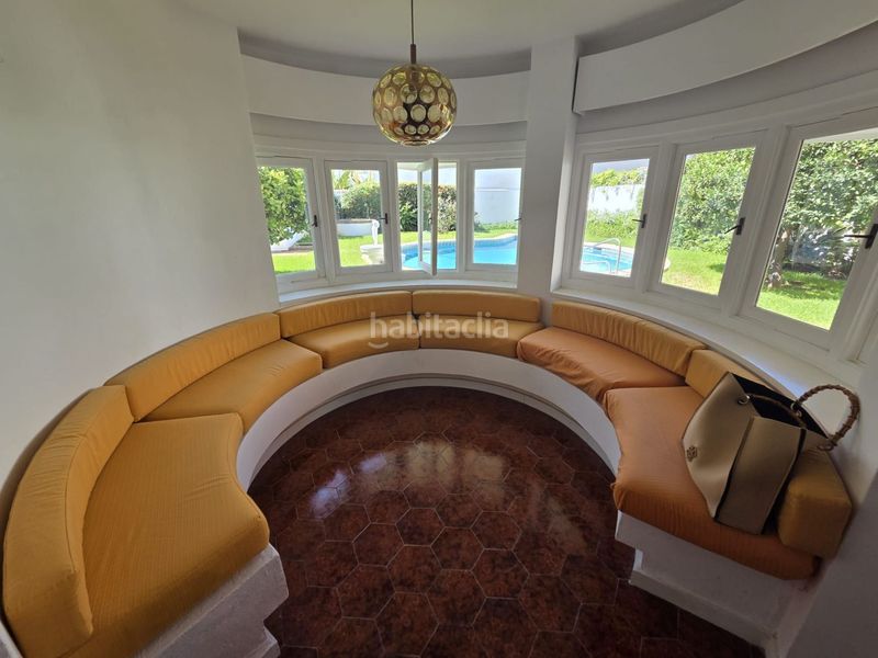 Foto d1a556c8-8186-4111-a6ac-c5b81fcb2a6d. Casa amb aparcament piscina a Centro ciudad Fuengirola