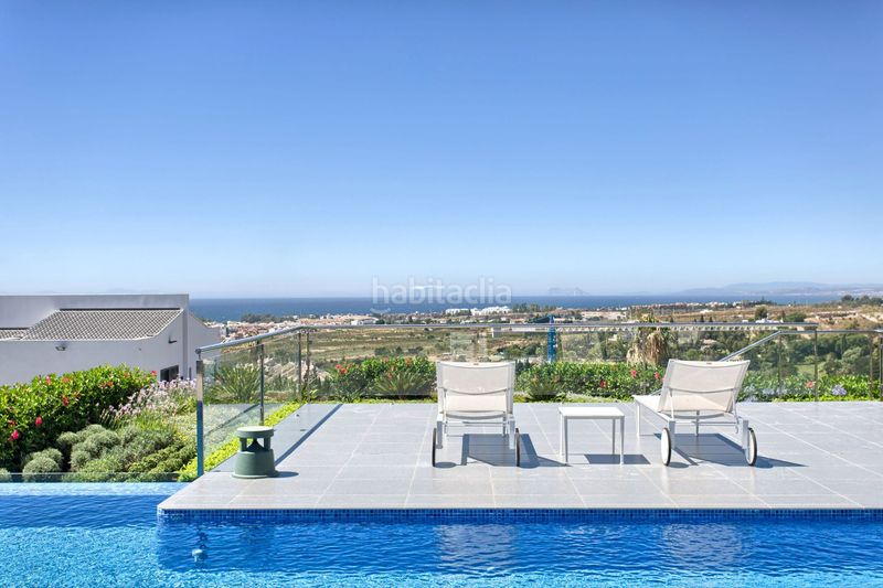 Foto 35de767f-62b6-427d-b933-e708ac0669c3. Casa amb piscina a los arqueros - puerto del almendro Benahavís