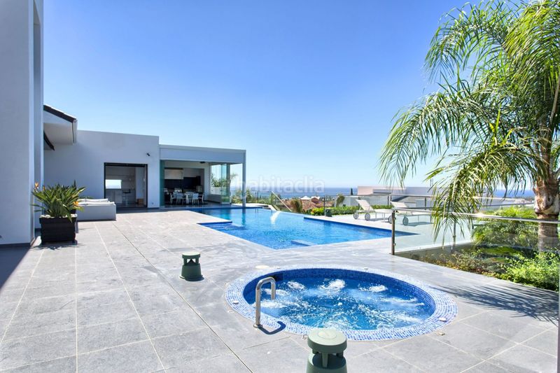 Foto a545013b-f08b-4389-bc1f-9125b94ea615. Casa amb piscina a los arqueros - puerto del almendro Benahavís