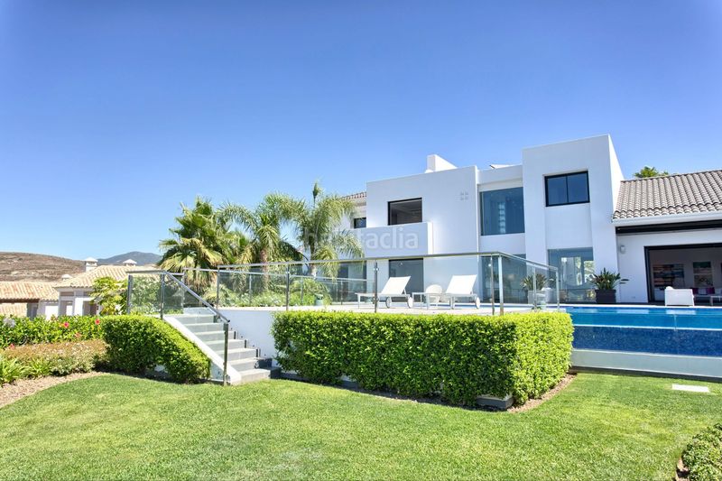 Foto b7a787c4-7209-4ab5-831e-a1a8f6618fd9. Casa amb piscina a los arqueros - puerto del almendro Benahavís
