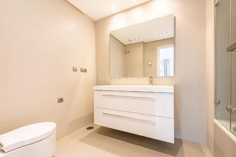 Foto 0c8e41cd-1f36-4b28-be96-8e3c50b1a708. Appartement mit pool in La Carolina - Guadalpín Marbella