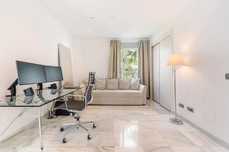 Foto 91e34968-b722-4d75-a81d-2e17facffc87. Appartement mit pool in La Carolina - Guadalpín Marbella