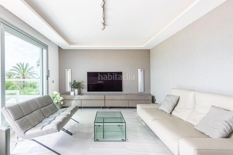 Foto adae6340-cca2-42af-9606-3b50110de2b1. Appartement mit pool in La Carolina - Guadalpín Marbella