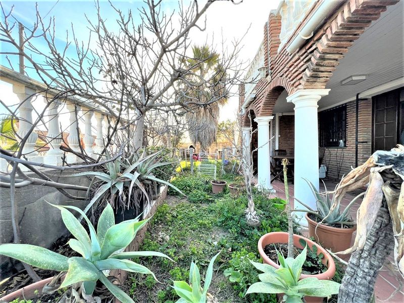 Foto cdb48a61-e28d-49da-bf29-d88e41eda229. Casa amb aparcament piscina a El Faro de Calaburra - Chaparral Mijas