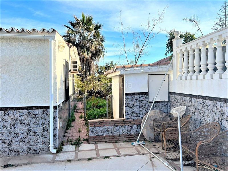 Foto df9d92f8-9ac8-4442-898b-4b9d97ca3868. Casa amb aparcament piscina a El Faro de Calaburra - Chaparral Mijas