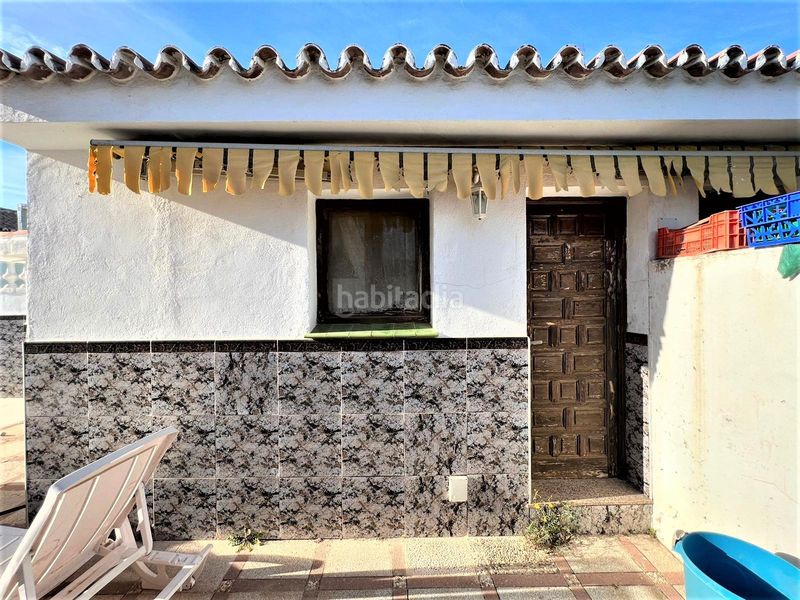 Foto f8cfb76b-a4e5-4b91-bbe3-ab455916623f. Casa amb aparcament piscina a El Faro de Calaburra - Chaparral Mijas