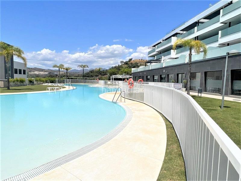 Foto b2de2995-36a0-4fe9-b3e3-0f720725653c. Apartamento el mejor ático en venta en la cala , a 3 minutos a pie de la playa, con piscinas privadas y comunitarias. en Mijas