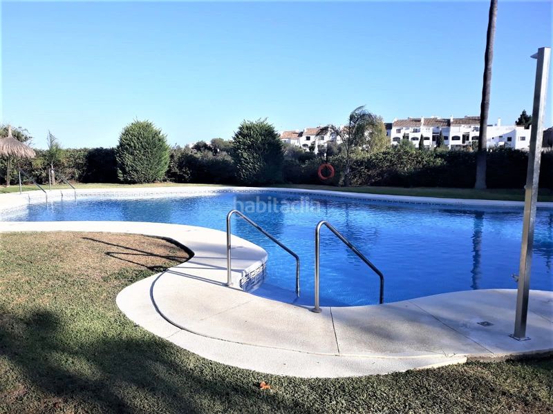 Foto 5289c700-6315-45cd-b96d-12a6839c4038. Apartament amb piscina a Calahonda Mijas