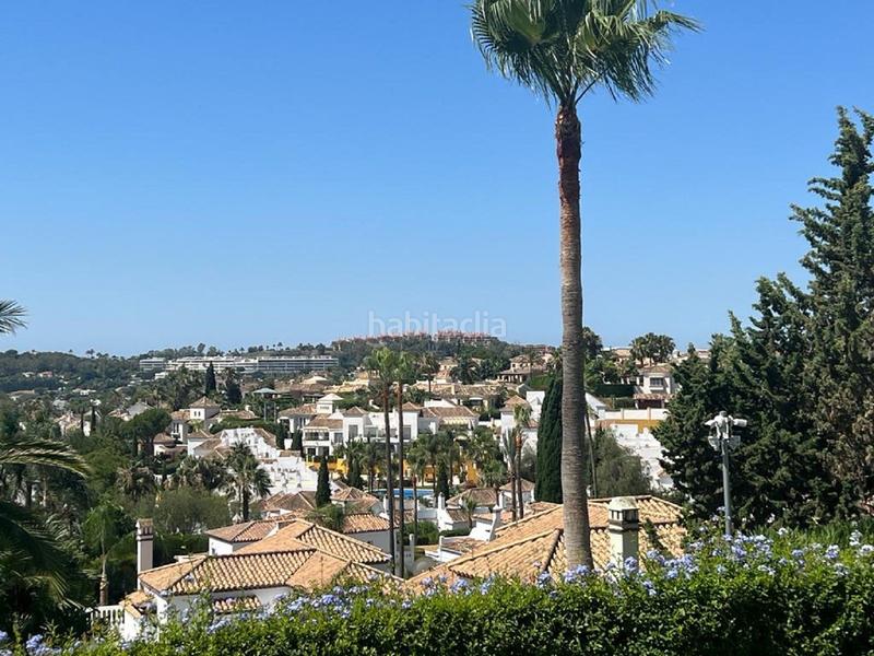 Foto 0c23eb0c-a532-4c26-9b3a-7080a6d4a4c7. Piccolo appartamento con piscina in Las Brisas Marbella