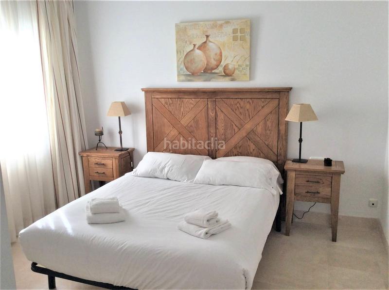 Foto 26e2a143-e032-4aa8-9034-395d58943e5b. Piccolo appartamento con piscina in Las Brisas Marbella