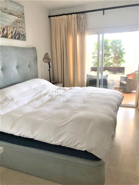 Foto 85448f90-6e2c-42c4-87e7-5e3a4b43d646. Piccolo appartamento con piscina in Las Brisas Marbella
