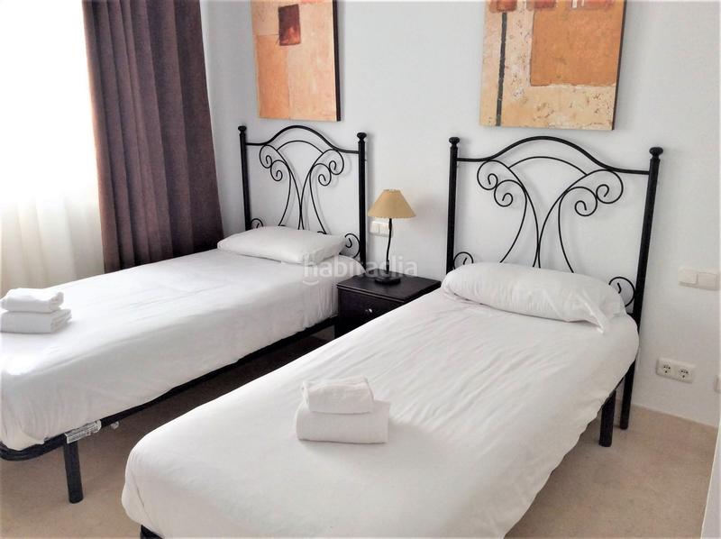 Foto be9633a6-b753-4245-ad59-123b605c83d9. Piccolo appartamento con piscina in Las Brisas Marbella