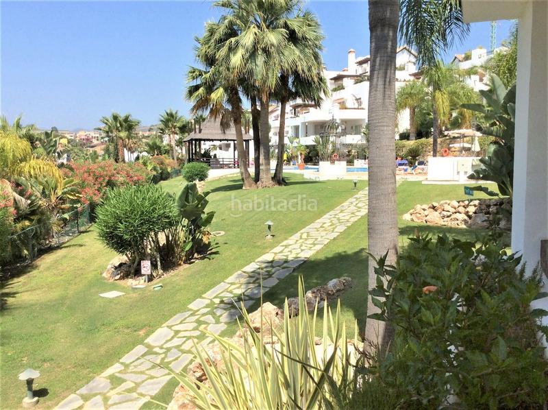 Foto c1d940a7-cc9a-42fd-8a61-692e00bce3b7. Piccolo appartamento con piscina in Las Brisas Marbella