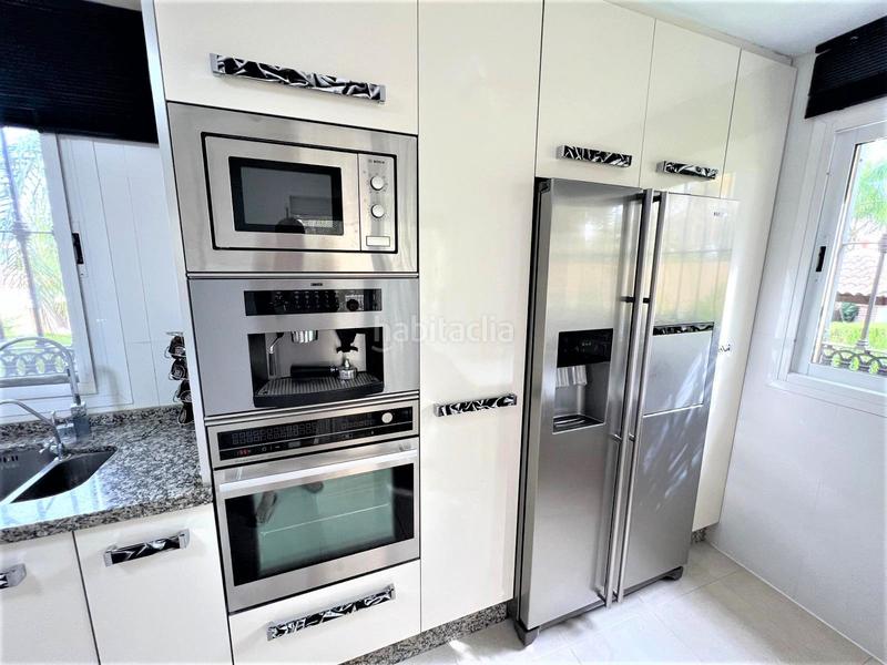 Foto c9930b8c-3706-4499-bf49-ccd445e40662. Casa hermosa villa a solo 5 minutos de las playas. en Mijas