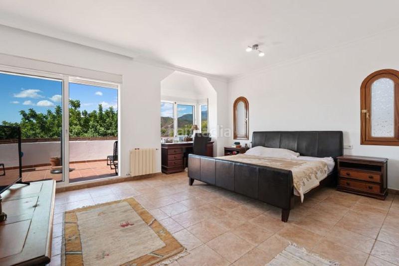 Foto af70e898-5f3f-4acd-bfa6-40358427e29e. Casa vistas al mar, al lago y a la montaña desde esta villa de lujo. en Istán