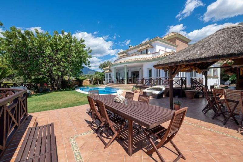 Foto da5c186b-c3ad-4317-9cb5-ae8a2c33e88b. Casa vistas al mar, al lago y a la montaña desde esta villa de lujo. en Istán