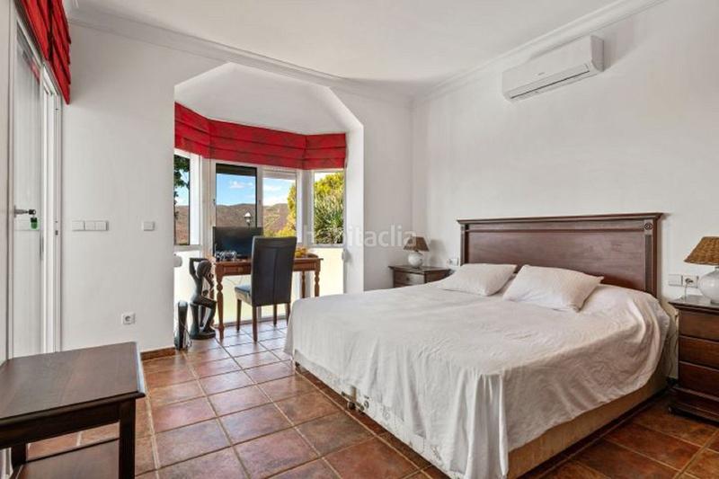 Foto da8c9c81-5dee-4e26-987c-cbc594d3f1cf. Casa vistas al mar, al lago y a la montaña desde esta villa de lujo. en Istán