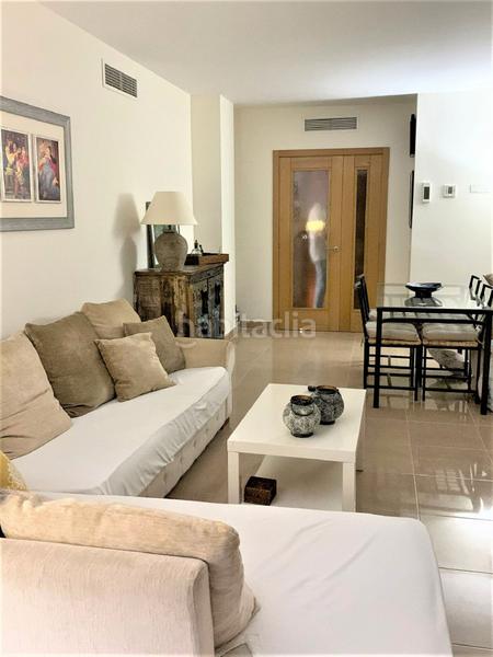 Foto 65869311-97ab-474e-8e0d-83b024c43d54. Apartamento  junto a la playa en excelente estado con jardín privado. en Estepona