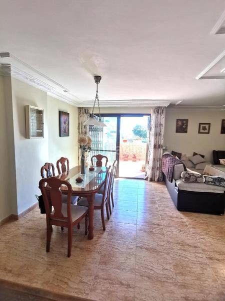 Foto 1c6c9bb4-29d0-4255-8380-1eccf10c3583. Casa  adosada en la cala con vistas al mar. en Mijas