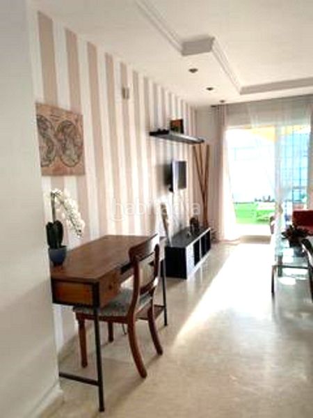 Foto c864c5bd-d24b-4bb1-911f-11865007fe08. Apartament amb aparcament piscina a Calahonda Mijas