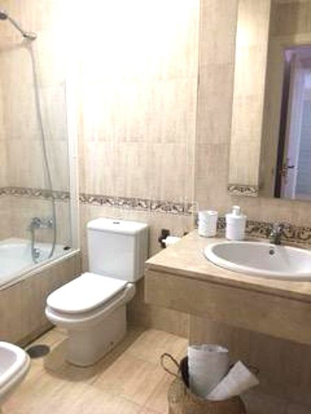 Foto e4467727-51c0-4af2-9b72-6c70fc8c4e4c. Apartament amb aparcament piscina a Calahonda Mijas