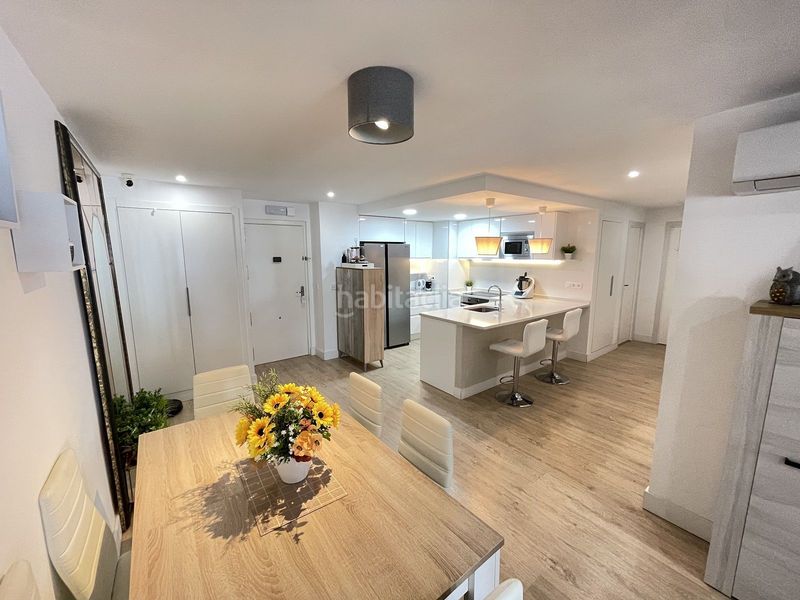 Foto 8a878fc3-e3b9-4a03-8fb0-c0bb075e15c1. Apartament amb piscina a Playa Bajadilla - Puertos Marbella