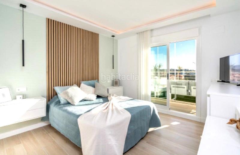 Foto 9413f0f8-e561-4744-875e-8d82ba18b566. Apartamento ático renovado cerca del mar en El Faro de Calaburra - Chaparral Mijas
