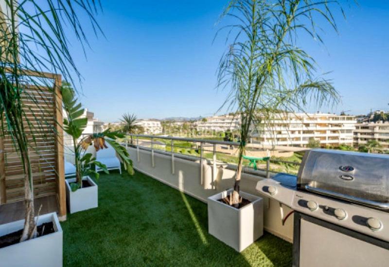 Foto a4bb2916-a368-4304-90c8-fdb99bc72d0a. Apartamento ático renovado cerca del mar en El Faro de Calaburra - Chaparral Mijas