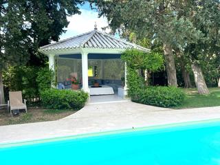 Casa a Calahonda. Impresionante villa tradicional ideal para un hotel boutique.
