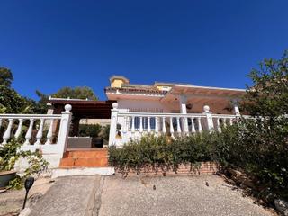Haus in Riviera del Sol. Villa a 2 minutos a pie de la playa, perfecta inversión para ren