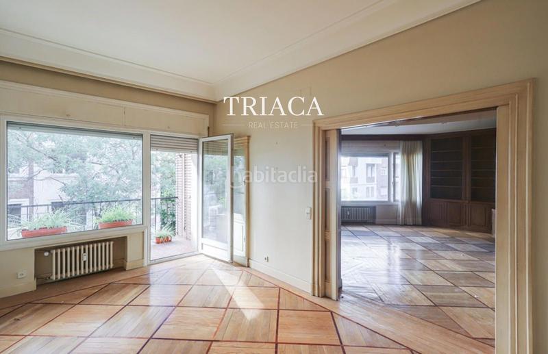 Foto 226b9ae8-6c3b-4ab7-aa17-f793abac7e27. Pis amb calefacció aparcament a Castellana Madrid