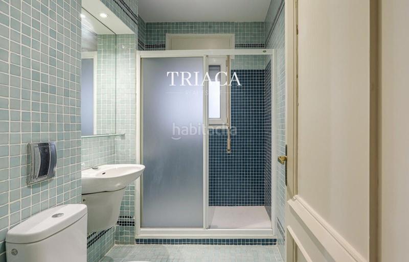 Foto 65b8810b-2dd6-447b-99cf-1cef370b1757. Pis amb calefacció aparcament a Castellana Madrid