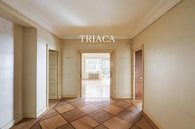 Foto a2589a9f-5aa5-4219-98b5-12de7a9d43ab. Pis amb calefacció aparcament a Castellana Madrid