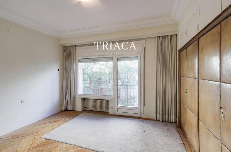 Foto c327a1e0-b045-4c4c-849a-adb29f57a323. Pis amb calefacció aparcament a Castellana Madrid