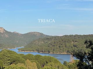 Propriété  C/ enrique granados. Parcela con vistas al pantano prestigiosa urb. calas de guisando