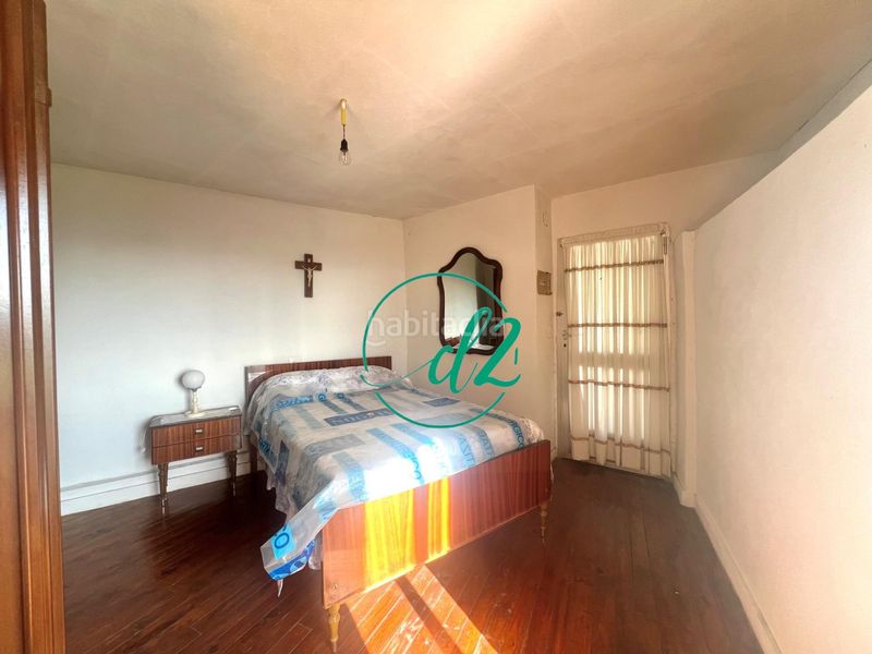 Foto 17ca45b6-4693-4ea4-ad2a-5b943ab880ac. Casa aparellada amb aparcament a Maceda