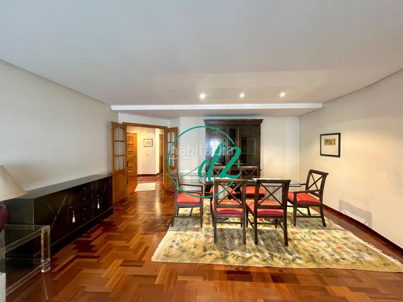 Foto ddff87ec-271a-4de3-8760-ab7e0dda876c. Lloguer pis amb aparcament a Centro Ourense