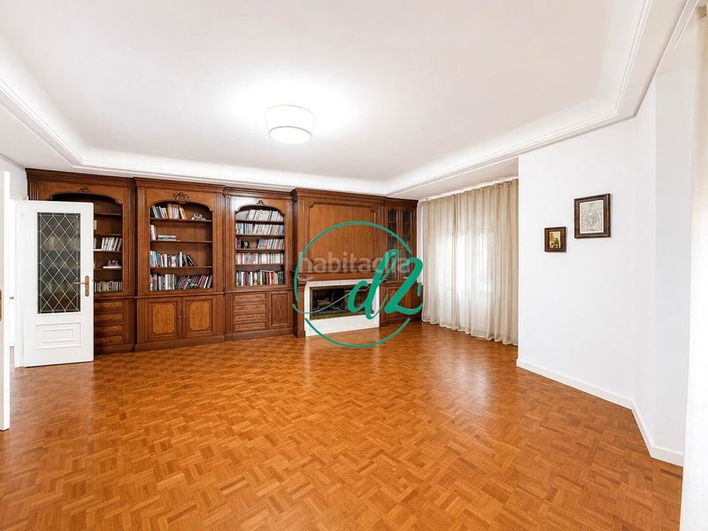 Foto 11071dde-90ee-42b6-a7ff-3b55fdcfc957. Rent flat with heating parking in Centro Ourense