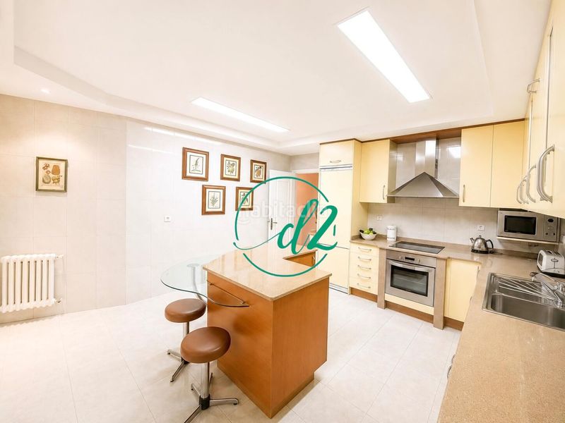 Foto abce012f-4582-42db-b780-f7abc6d8dee2. Rent flat with heating parking in Centro Ourense