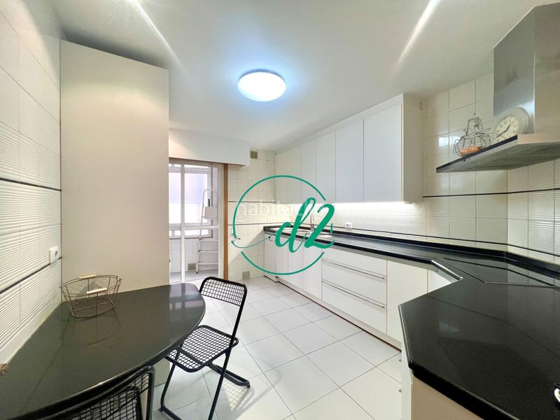 Foto e0b04f32-3093-43fc-9128-87621f7add69. Rent flat with heating in Centro Ourense