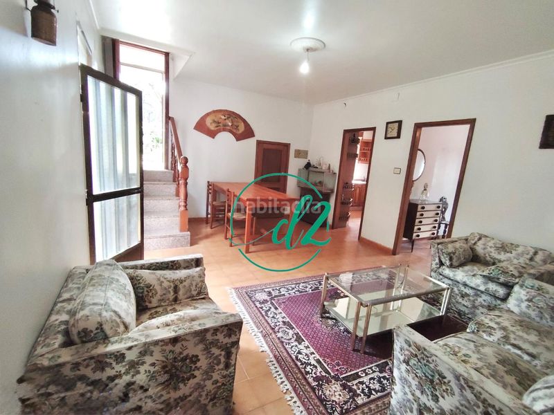 Foto 0085b1da-35d6-4aee-8bd1-f779c5601532. Casa amb aparcament a Lobeira