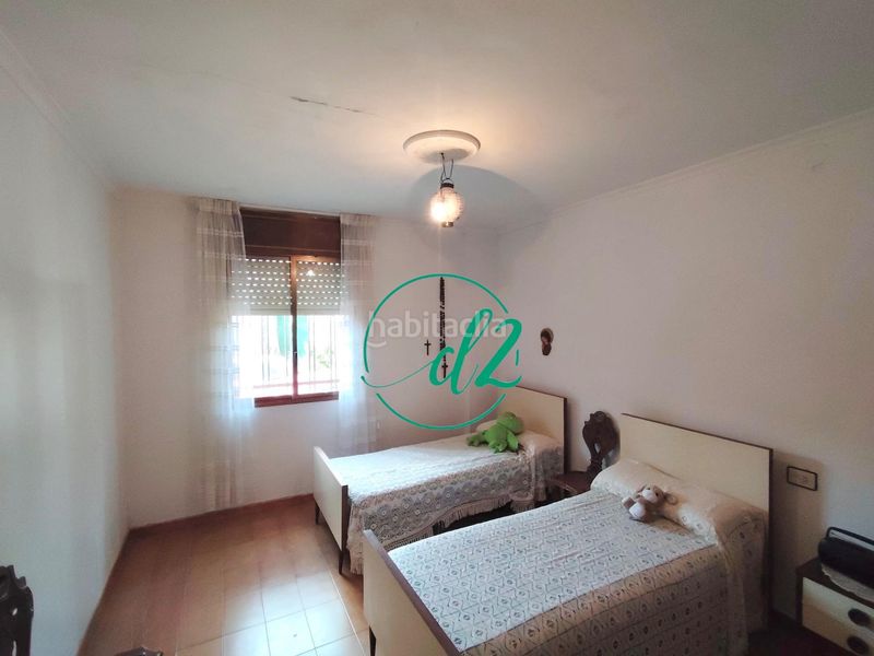 Foto 39d96567-9ac6-4135-b10d-a08a1fc6e311. Casa amb aparcament a Lobeira