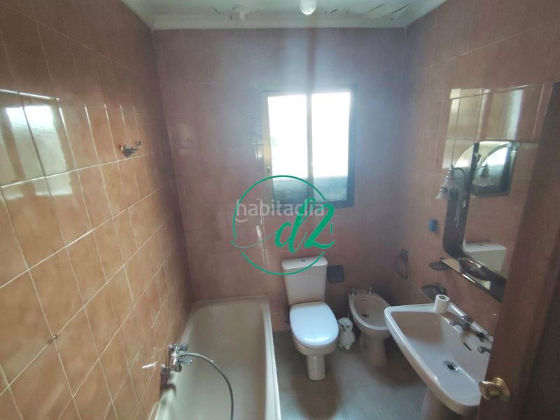 Foto 90d9f858-d37b-4a30-a0e4-f10ab4c787d4. Casa amb aparcament a Lobeira